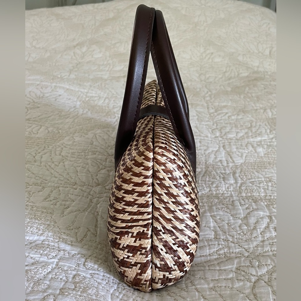 Women’s OKPTA Woven Handbag EUC Great for Spring Summer & Beach!! - Picture 2 of 6